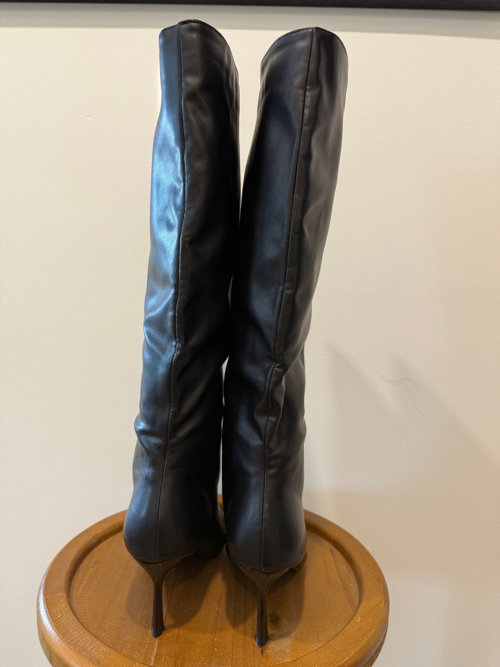 Simmi London - Daija Knee High Leather Boots - Picture 9 of 12